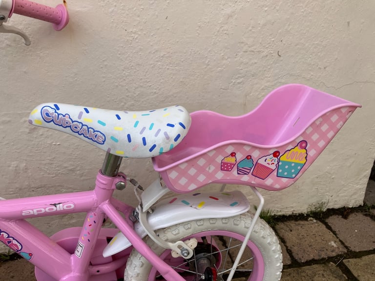 Apollo cupcake bike 12 wheel age 3-6 years