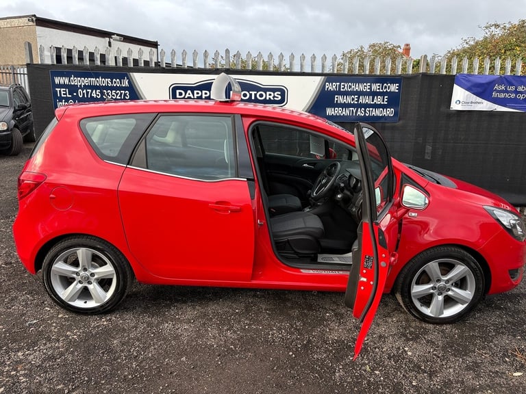 2015 Vauxhall Meriva Tech Line 1.4i 100PS MPV Petrol Manual