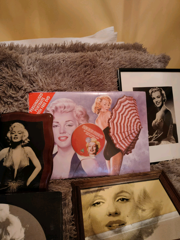 BRILLIANT MARILYN MONROE BUNDLE 