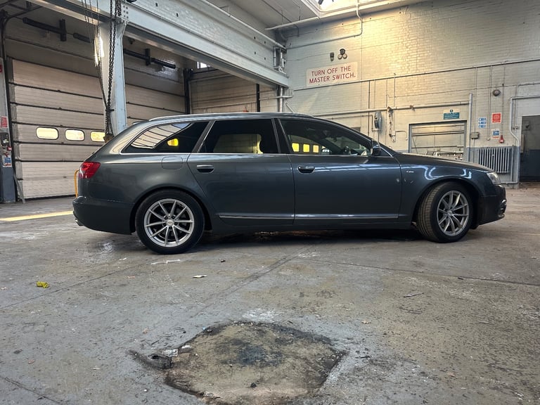 Audi A6 Avant 2011 Semi-Auto Diesel Quattro
