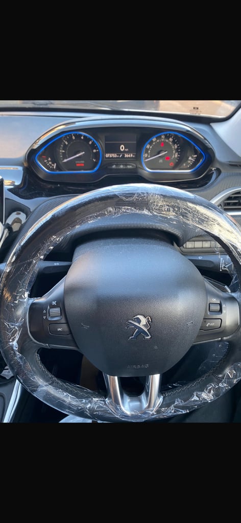 Peugeot, 2008, Hatchback, 2014, Manual, 1199 (cc), 5 doors