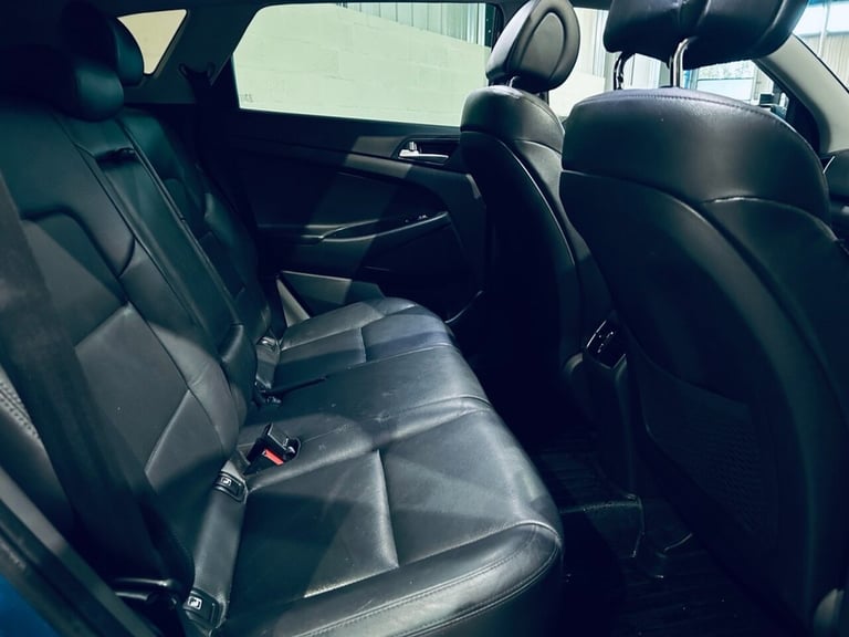 HYUNDAI TUCSON 2.0 CRDI BLUE DRIVE PREMIUM SE SUV DIESEL MANUAL EURO 6 2016