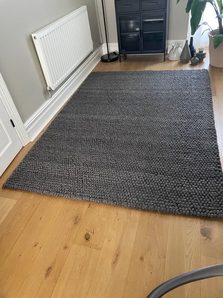 Dark Grey Rug 140cm x 200cm 