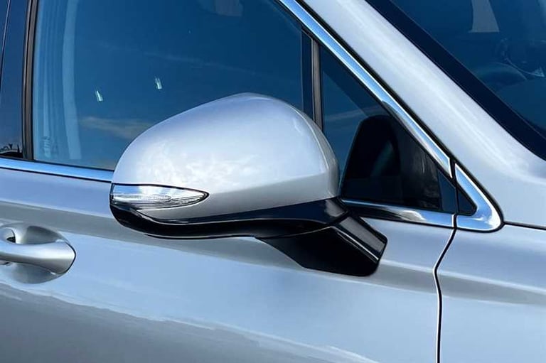 2022 Hyundai Santa Fe 1.6 TGDi Hybrid Premium 5dr 4WD Auto ESTATE PETROL/ELECTRIC Automatic