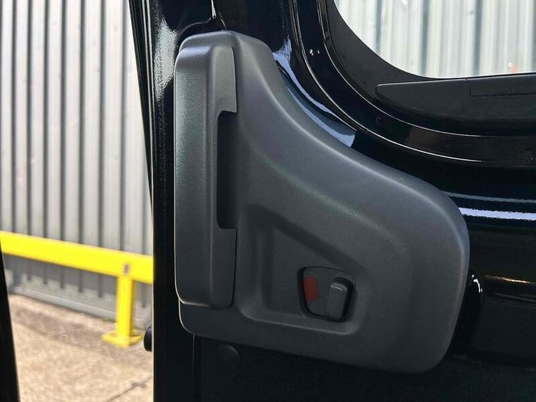 2020 Nissan eNV200 Evalia 40kWh Acenta Combi Van Double Cab 5dr Electric Auto (5 Seat, Quick Char...