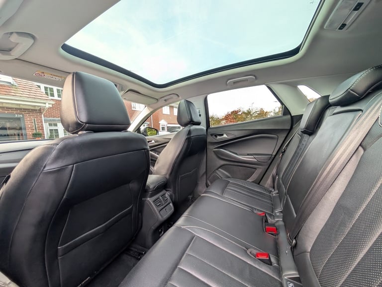 2021 Vauxhall Grandland X 1.2 Turbo Elite Nav *1 Former Keeper, Just Serviced &amp; MOT 05/26* HA...