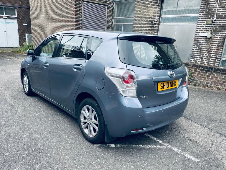 2010 Toyota Verso 1.6 V-matic TR 5dr MPV Petrol Manual