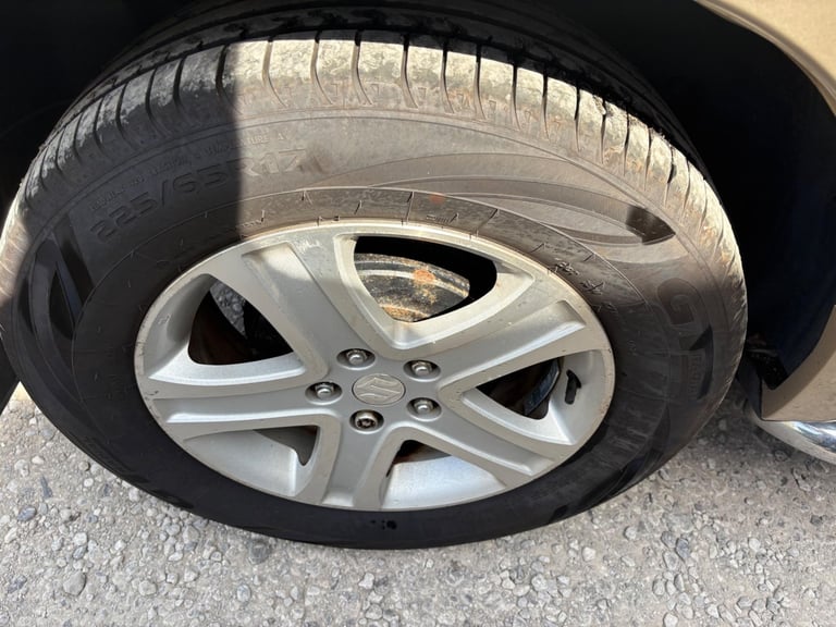 2009 Suzuki Grand Vitara 1.6 VVT + 3dr ESTATE PETROL Manual - Image 9