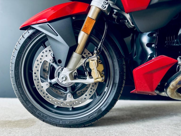 STUNNING LOW MILEAGE 2019/69 BMW R 1250RT LE MOTORCYCLE 