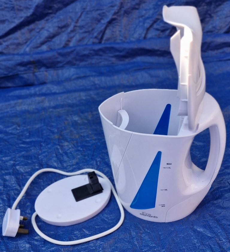 image for Fine Elements White Simple 1.7L Capacity Jug Kettle