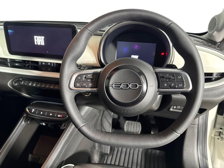 2024 Fiat 600 1.2 Hybrid 48V 136 5dr eDCT-6 HATCHBACK PETROL Automatic