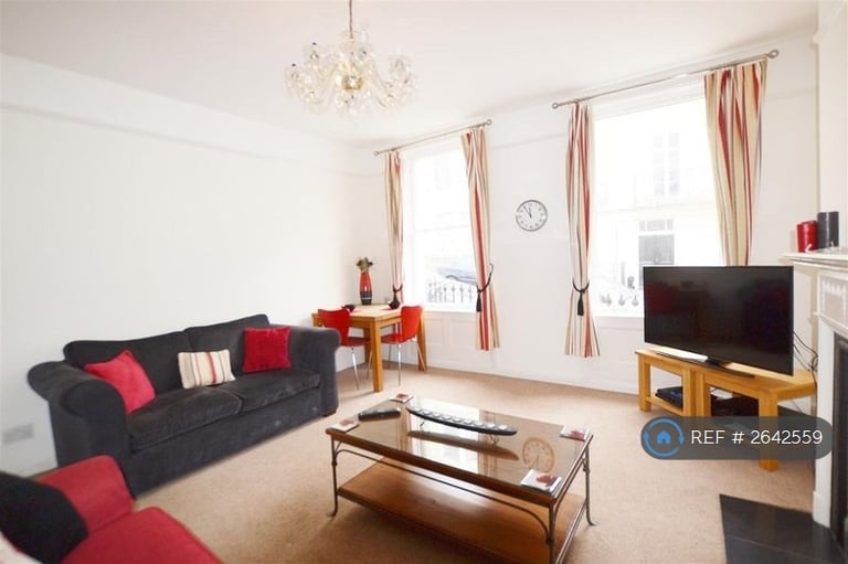 image for 2 bedroom flat in Devonshire Place, Brighton, BN2 (2 bed) (#2642559)