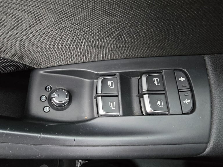 2015 Audi Q3 1.4T FSI SE 5dr S Tronic ESTATE PETROL Semi Automatic