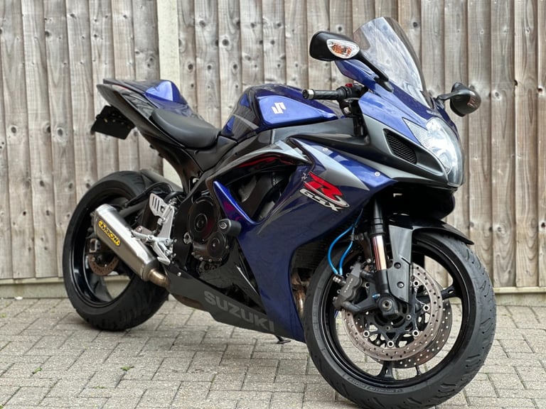 SUZUKI GSXR 750 K7 ISLE OF MAN 2007 (07) SUPER SPORT NUMBER 096 OF 200 MADE