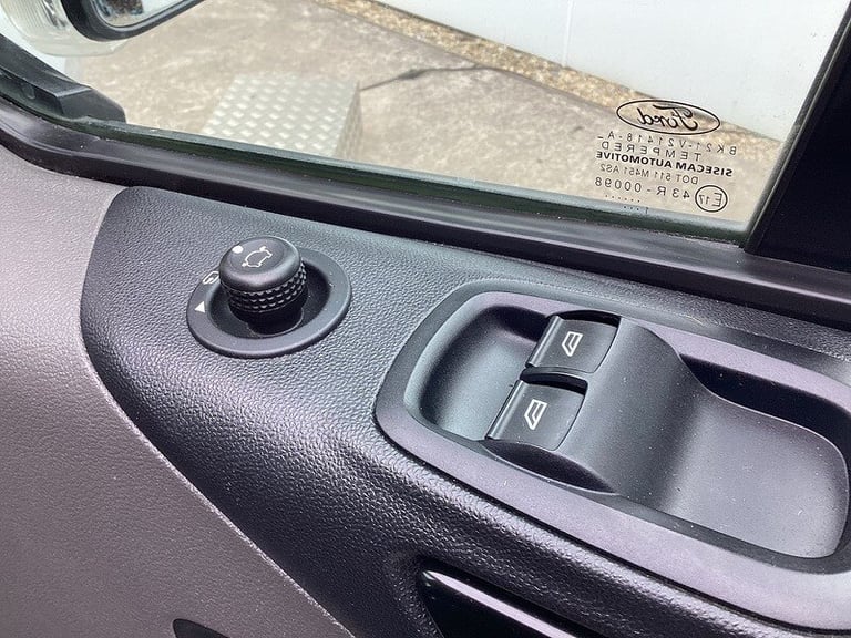 2021 Ford Transit Custom 300 EcoBlue Limited LWB L/R A/C Euro 6 **NO VAT** LWB Panel Van Diesel M...