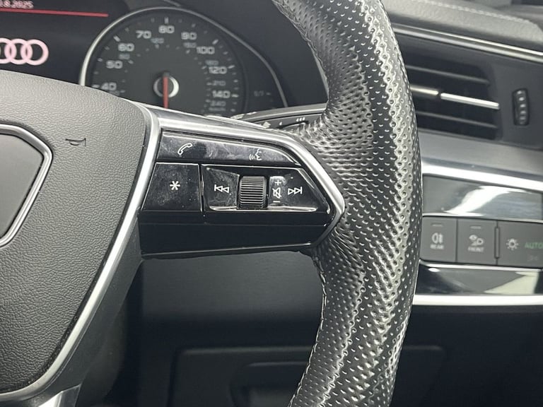 2021 Audi A6 Saloon 2.0 TDI 40 Black Edition Saloon 4dr Diesel S Tronic quattro Euro 6 (s/s) (2 S...