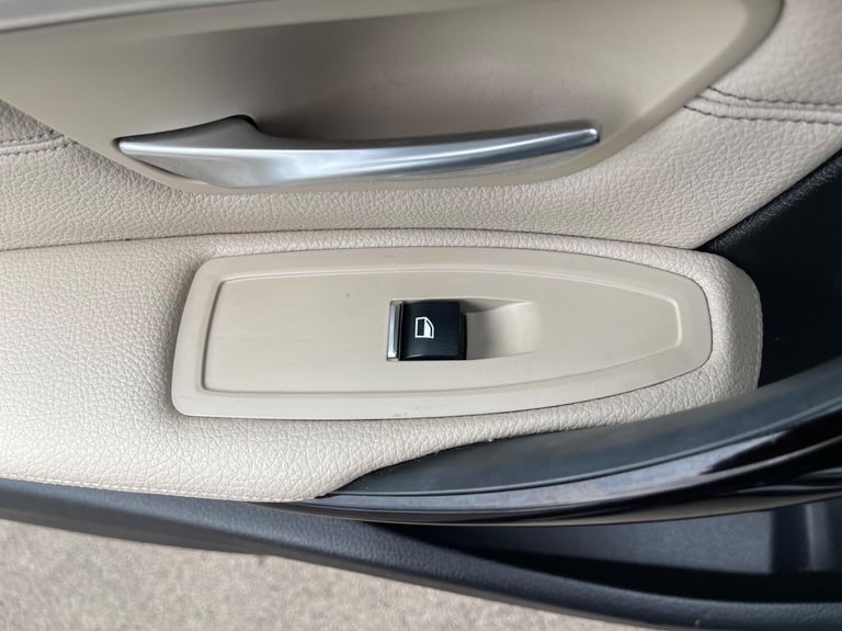 2016 BMW 3 Series 2.0 318d M Sport Auto Euro 6 (s/s) 4dr SALOON Diesel Automatic