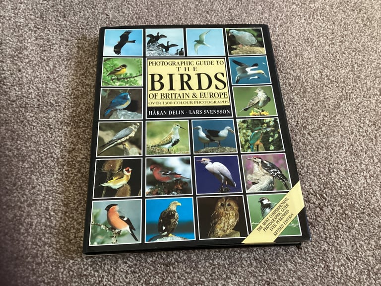 image for BIRDS OF BRITAIN & EUROPE HARDBACKED BOOK