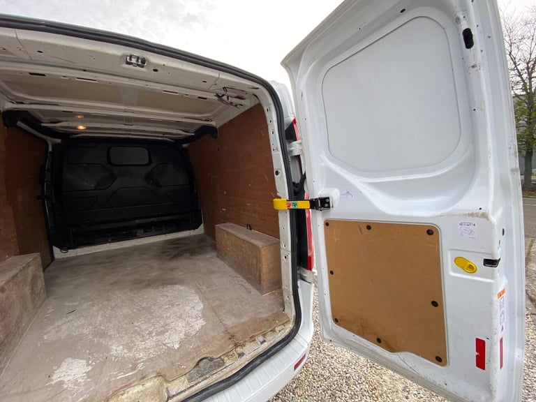 2017 Ford Transit Custom 2.0 TDCi 270 L1 H1 5dr PANEL VAN Diesel Manual