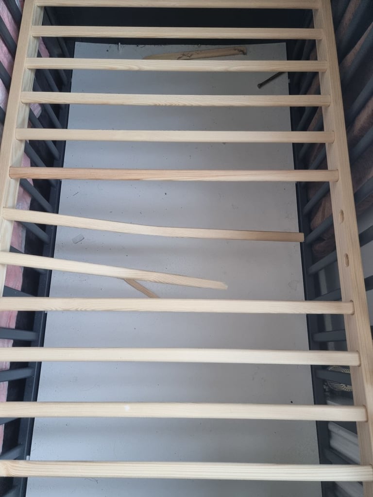 Brand new cot not used but damaged 