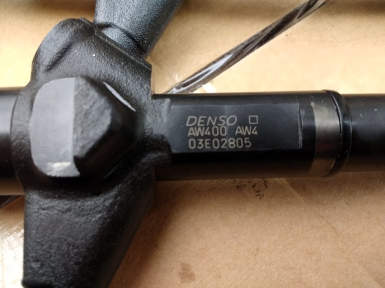 NISSAN X TRAIL 2.2 DCI FUEL INJECTORS 03-07 PARTS SPARES ALMERA PRIMERA TINO