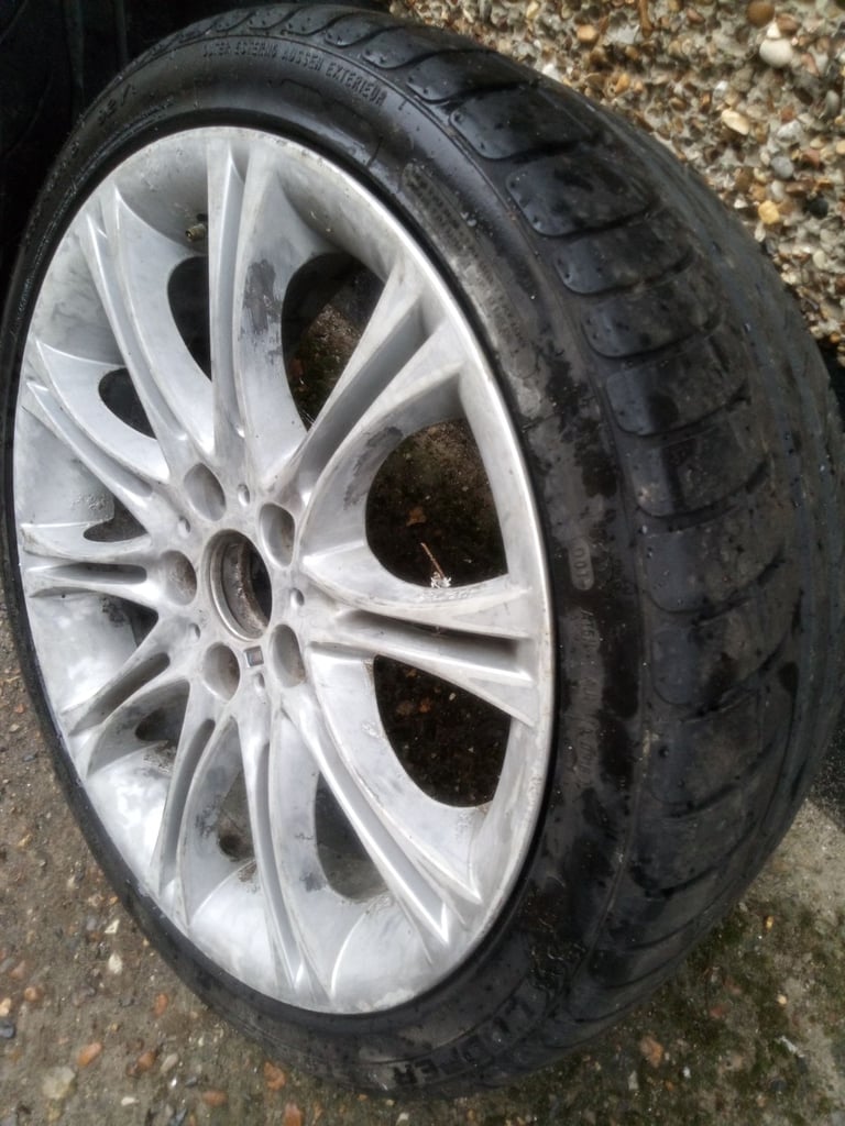  BMW  18" Alloy Wheels E85 E86 E82 Z4 225/40 ZR18 7896490 8j x 18 EH2 SILVER used 