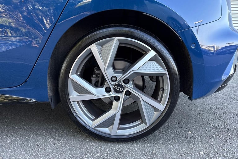 2024 Audi A3 Black Edition 35 TDI  150 PS S tronic Hatchback DIESEL Automatic