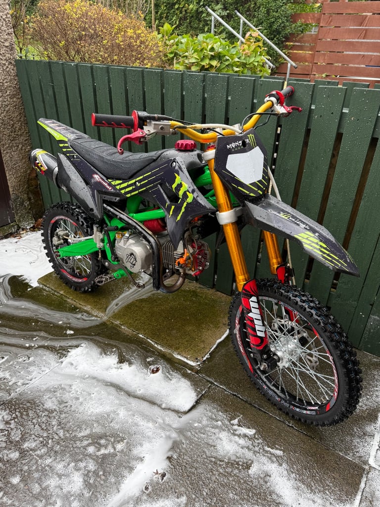 2018 Welsh pit bike 140 