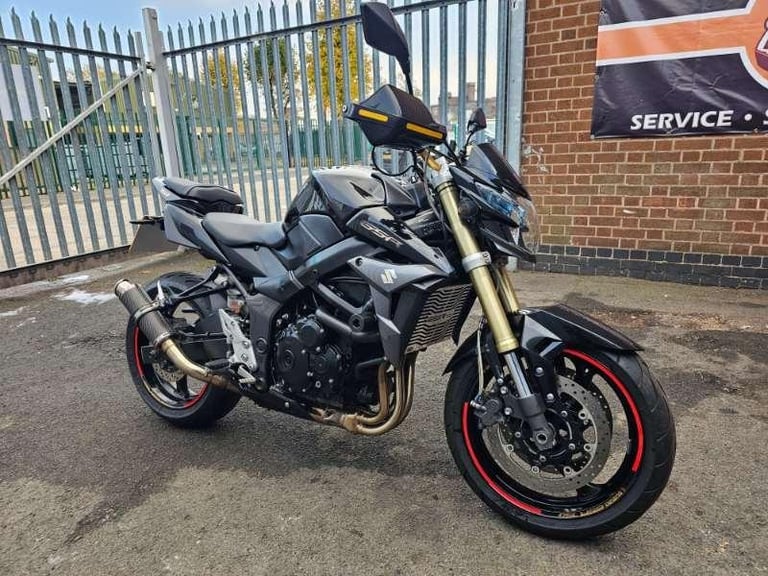 Suzuki GSR750 L1 '2011' HEATED GRIPS - CARBON SILENCER