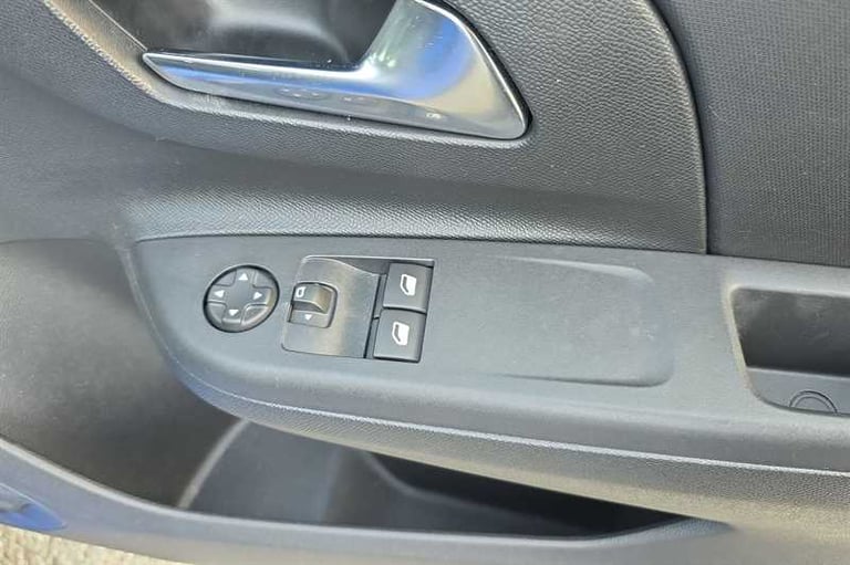 2020 Vauxhall Corsa 1.2 Turbo SE Premium 5dr Auto HATCHBACK PETROL Automatic