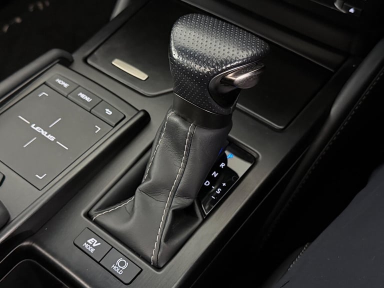 2020 Lexus ES 300h 2.5 F-Sport 4dr CVT SALOON PETROL/ELECTRIC Automatic