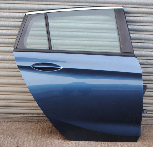 2017 VAUXHALL ASTRA K ESTATE REAR COMPLETE RIGHT DRIVER SIDE DOOR