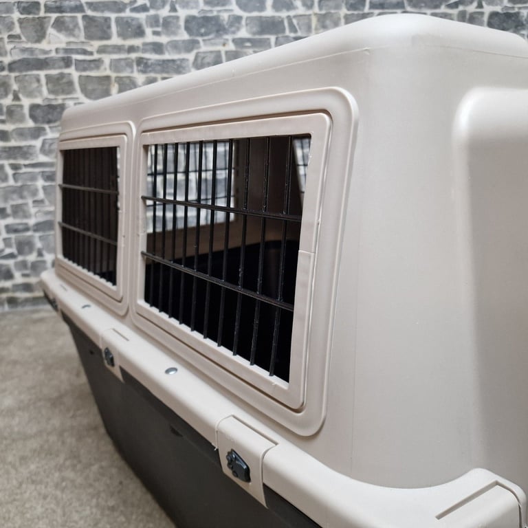 Large Petmate Vari Kennel Dog Crate – Airline Approved