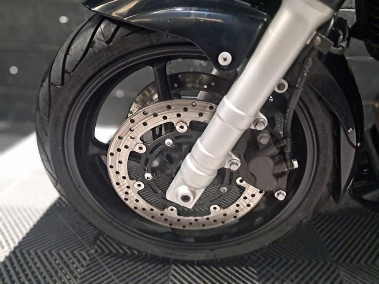 2005 54 YAMAHA FZS600 FINANCE SPECIALISTS APPLY NOW