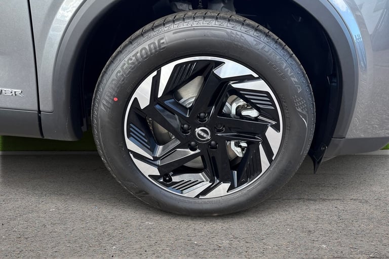 2025 Nissan Qashqai 1.5 E-Power Acenta Premium 5dr Auto Hatchback Hybrid Automatic