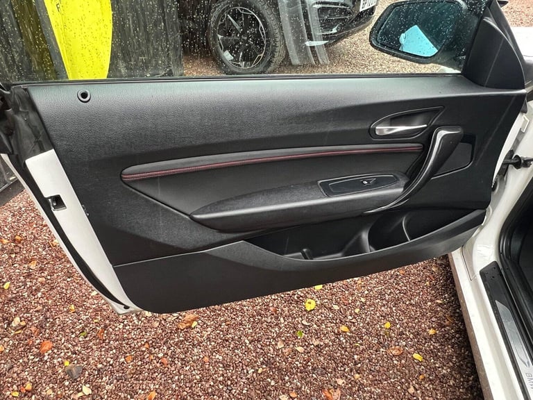BMW 1 SERIES 2.0 120d Sport 3 door 2014