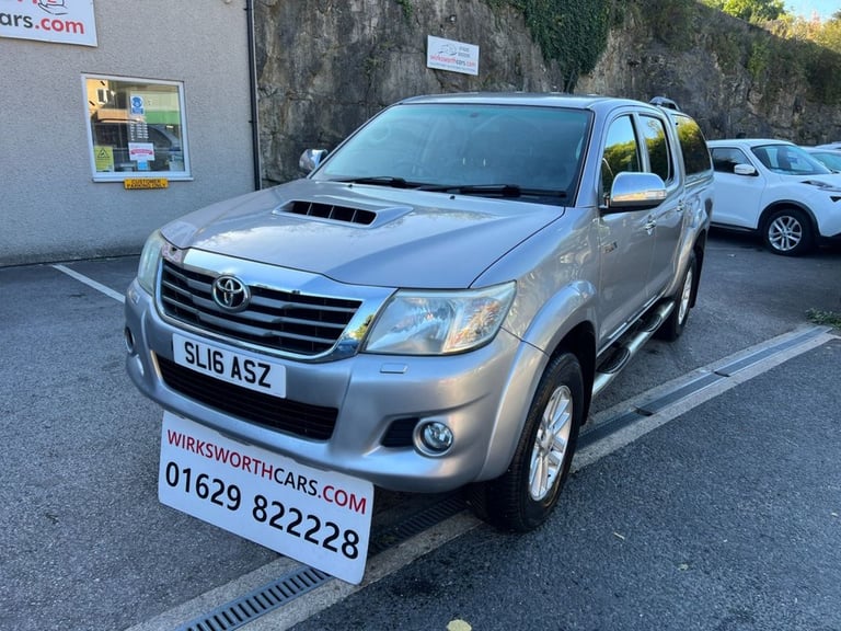 2016 16 TOYOTA HI-LUX 3.0 D-4D INVINCIBLE PICKUP D/CAB 4DR DIESEL MAN 4WD EURO 5