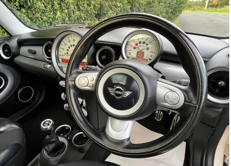 2010 MINI COOPER S 1.6 SUPERCHARGED GREAT S/HISTORY RUNS/DRIVES A1 LOVELY CAR! 