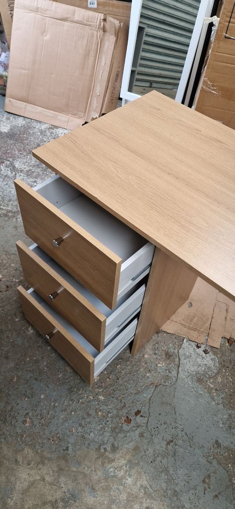  Argos home malibu 3 drawer office desk only - oak effect - Assembled - Slight marks to top