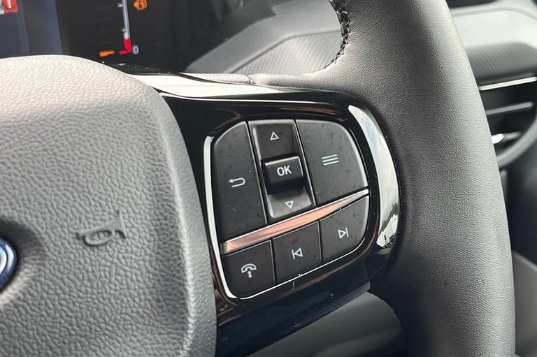 2024 Ford Transit Custom 300 Limited L2 LWB FWD 2.0 EcoBlue 136ps CRUISE CONTROL, PLY LINED, AIR ...