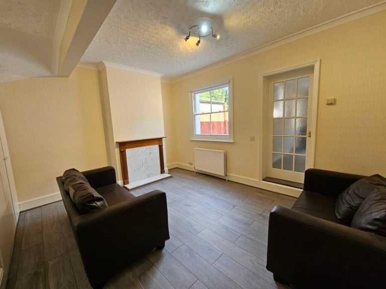 image for 4 BEDROOM TERRACED HOUSE VERNEY STREET NEASDEN NW10