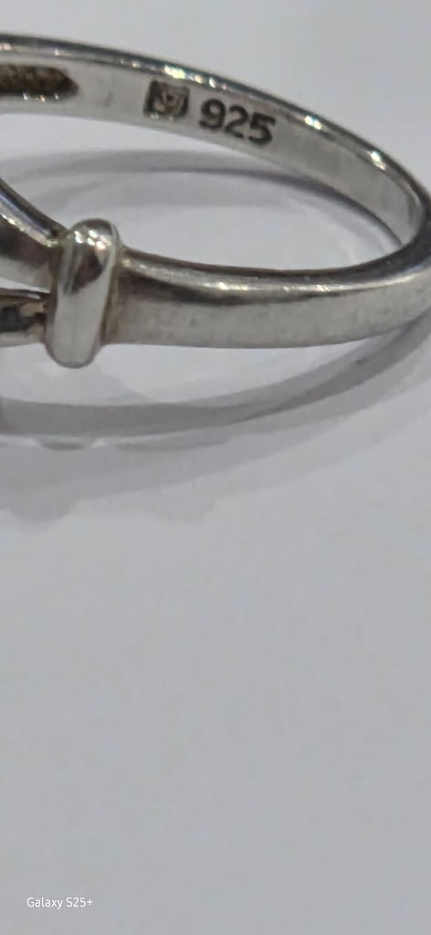 Beautiful sterling silver 925 Rohdoltite Garnet cluster ring size N