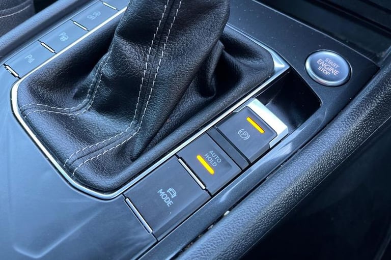 2022 Volkswagen Tiguan 2.0 TDI R-Line 5dr DSG ESTATE DIESEL Semi Automatic