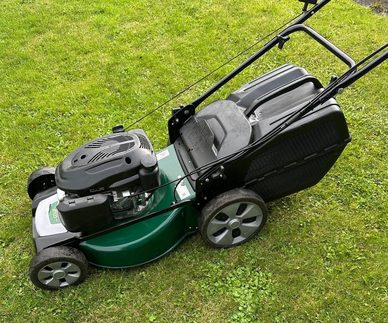 2024 Atco petrol lawnmower 20”cut serviced & sharpened Auto choke mower easy start 