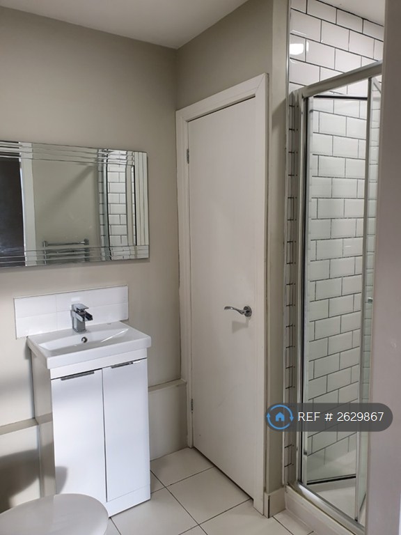 1 bedroom flat in Mason Street, Manchester, M4 (1 bed) (#2629867)