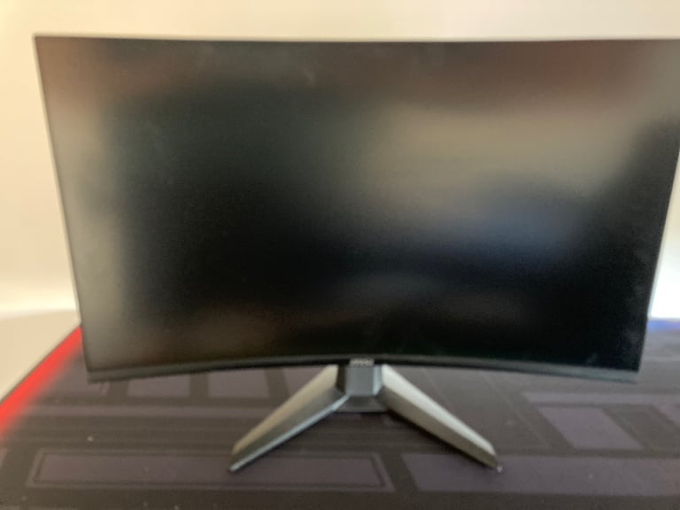 gaming desk and chair