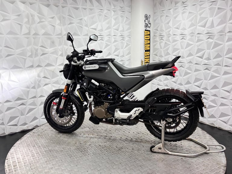 2022 Husqvarna Svartpilen 125 | *WARRANTY PROVIDED*