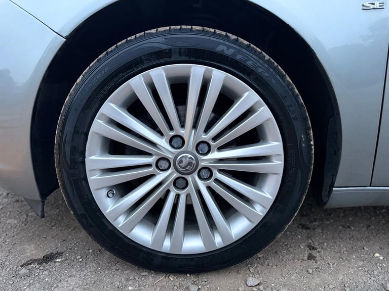 2013 Vauxhall Insignia 2.0 CDTi SE [160] 5dr HATCHBACK Diesel Manual