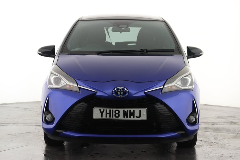 2018 Toyota Yaris 1.5 Hybrid Red Bi-tone 5dr CVT HATCHBACK PETROL/ELECTRIC Automatic