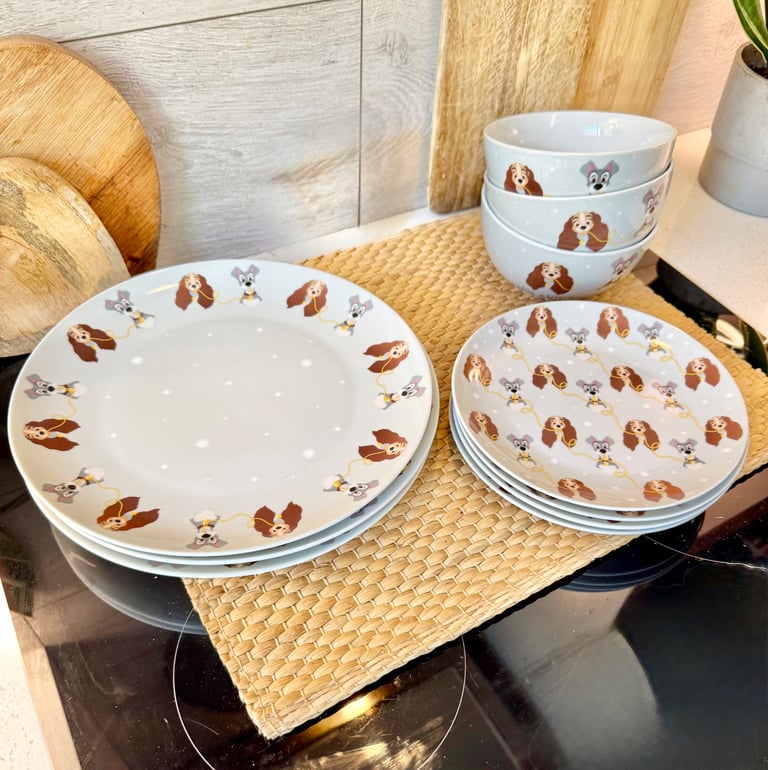 Disney lady & the tramp china dinner set 3 large dinner plates, 4 side plates and 3 bowls